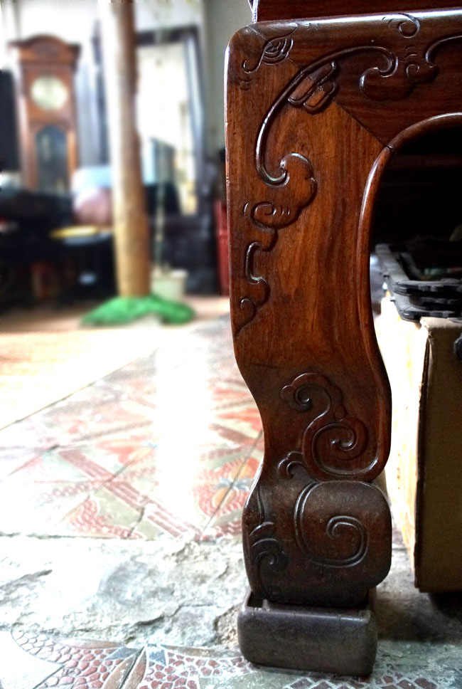 有人拿后海四合院换他这张床