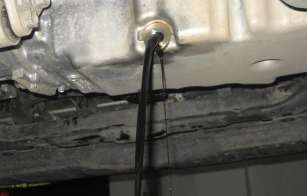 自己的爱车要年检,过年回家先给爱车做个全面检查吧