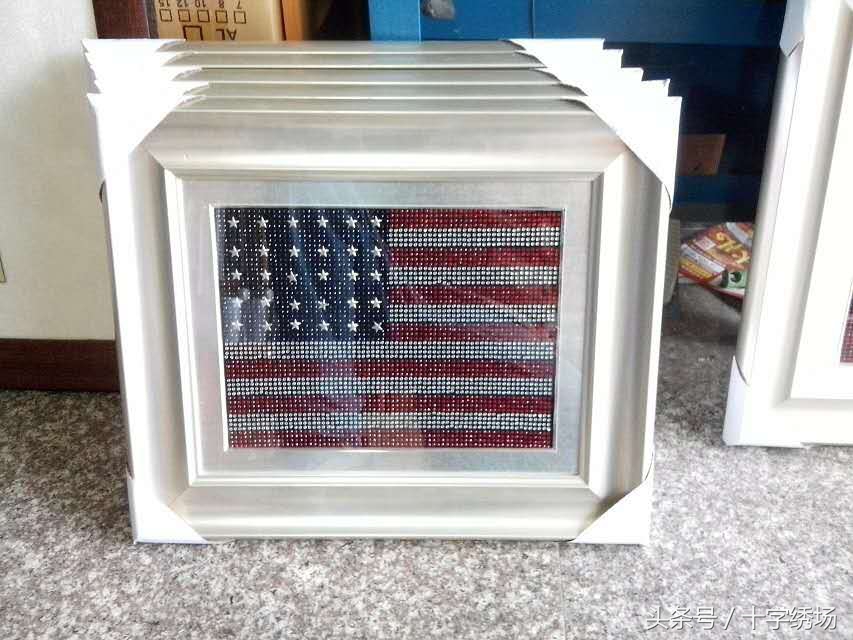 雄峰万里舞长龙!2017更向前!框福工艺祝大家开年大吉!