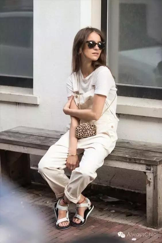 有哪些明明很丑却很受追捧的鞋,明明很丑却很受欢迎的鞋