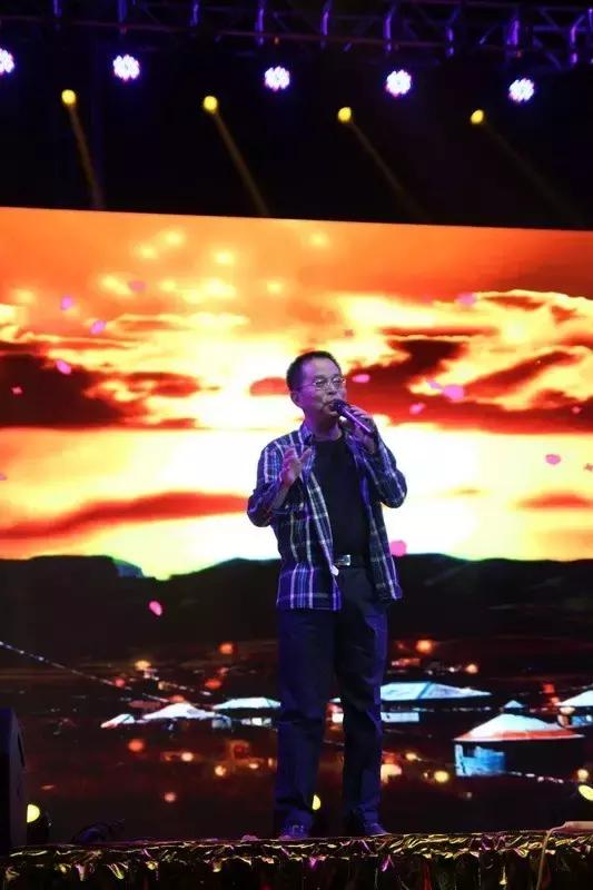 褰㈣薄璁捐澶ц禌瀛︽牎,鑱屾牎褰㈣薄璁捐澶ц禌