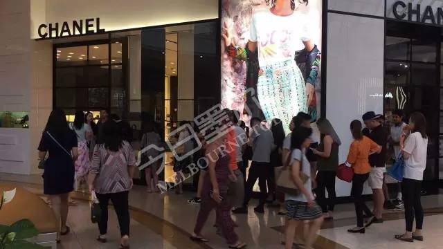 墨市BoxingDay现场:蔻驰5折!兰蔻YSL7折