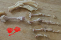 鸭掌和脱骨鸭掌,鸭掌脱骨的技巧