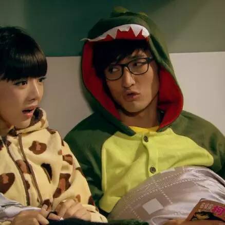 李易峰刘亦菲现在关系如何,李易峰刘亦菲现实关系