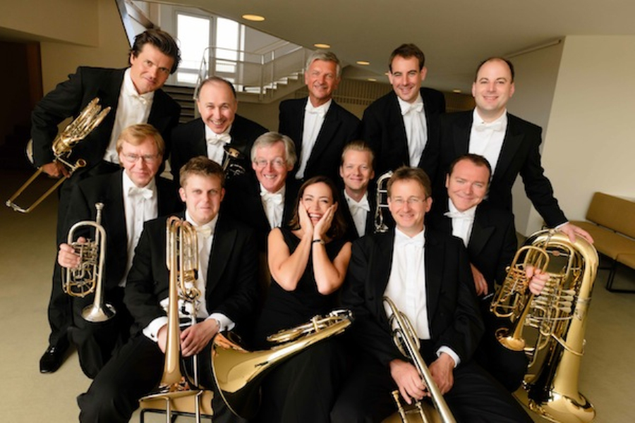 做核磁共振半道跑出来的多吗,做核磁共振途中为什么要推针水