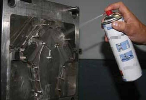 螺丝锈死拧不下来用可乐可以吗,螺丝生锈了拧不下来倒可乐有用吗