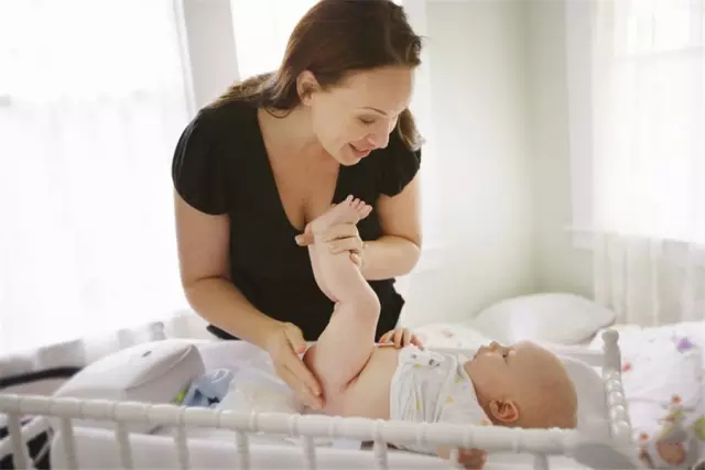 到底该怎么尿尿？难倒祖孙三代的谜题！