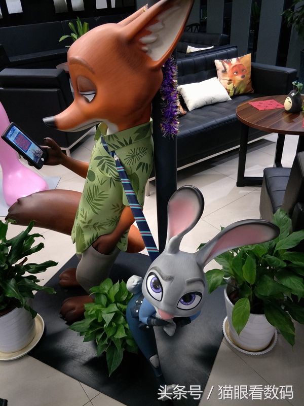 oppor9s和plus哪个好用,oppor9s和plus哪个值得买