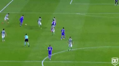 c罗在门前的冲击力,只会吃饼的球员