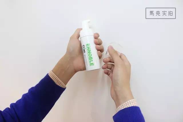 反绒皮的鞋子脏了怎么清洁,小白鞋脏了快速清洁