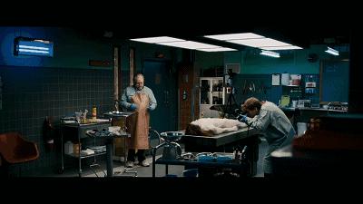 父子大战美艳女尸,导演你太会玩