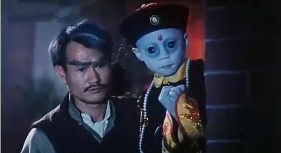 此物被视为鲁班遗物，木匠拿它断案，道士拿它捉鬼