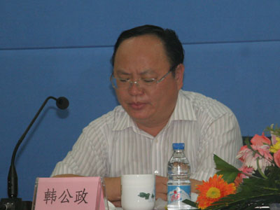 曾是中国足坛最著名的记者激怒鲁能高层现却成热销榜作家