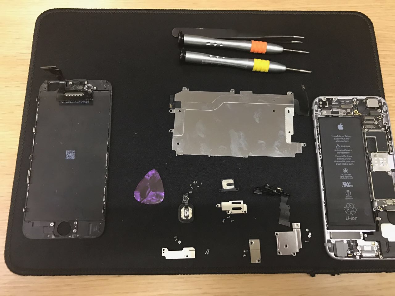 iphone6屏幕更换多少钱,iphone6屏幕换玻璃