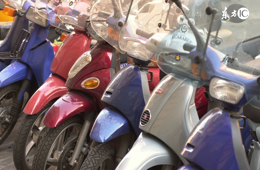 150摩托车加油门熄火是怎么回事,踏板摩托车油门自动加大怎么回事