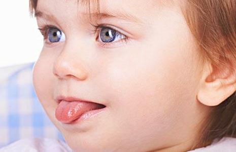 很多婴儿小孩长鹅口疮,父母却都不知道,所有鹅口疮知识全在这里