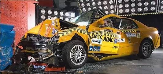 海外卖爆的中国车,那些年被撞的豪车