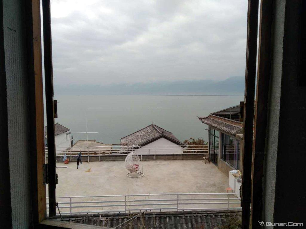 今年我住了40多家青年旅舍,这是我的见闻