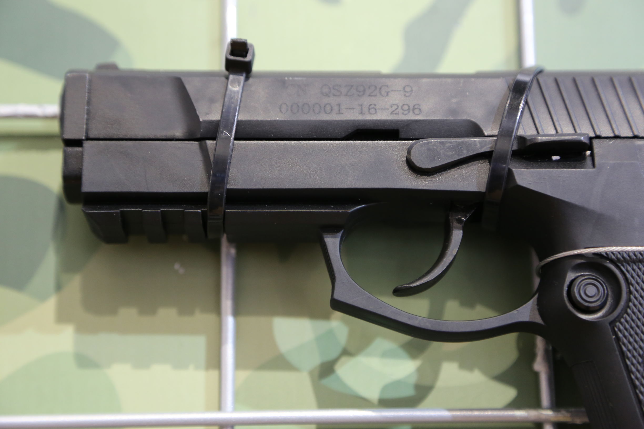 np22好用吗,np22和92f哪个更好