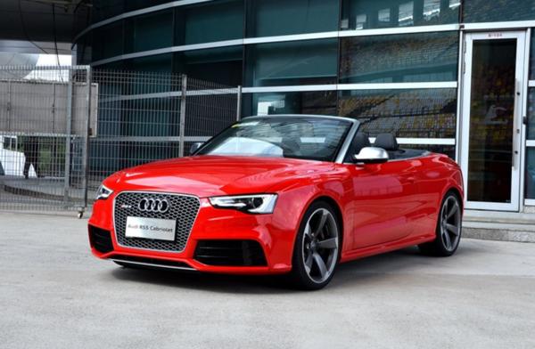 既适合女生又炫酷的敞篷跑车,最好玩的手动敞篷跑车