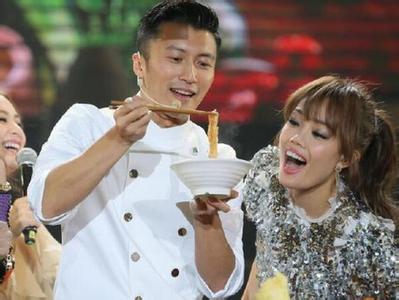 王菲谢霆锋上海演唱会,谢霆锋张柏芝王菲演唱会