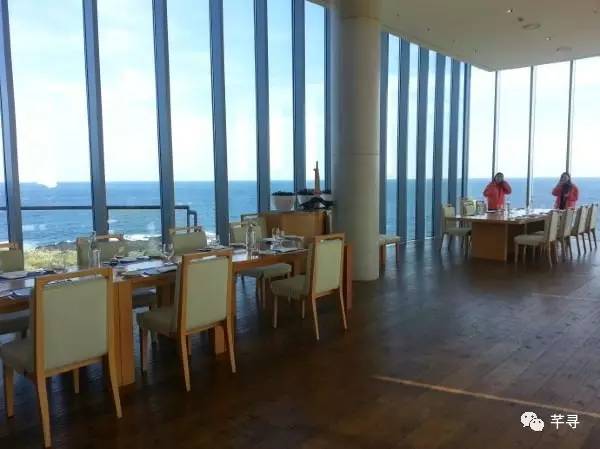 不止免签和免税店，还有各家爱豆，都在喊你去济州岛办婚礼！