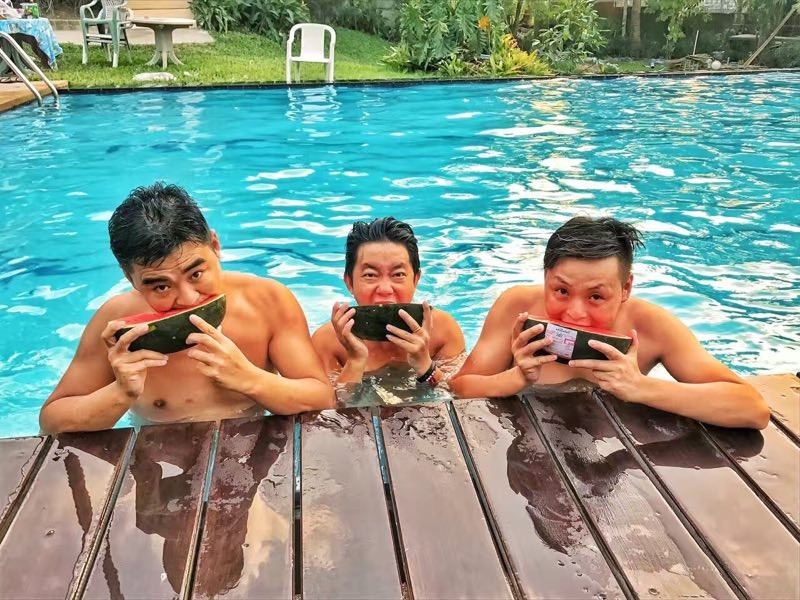 四川帅大叔暴改普吉岛民宿，用时4个月他活出了你最羡慕的样子