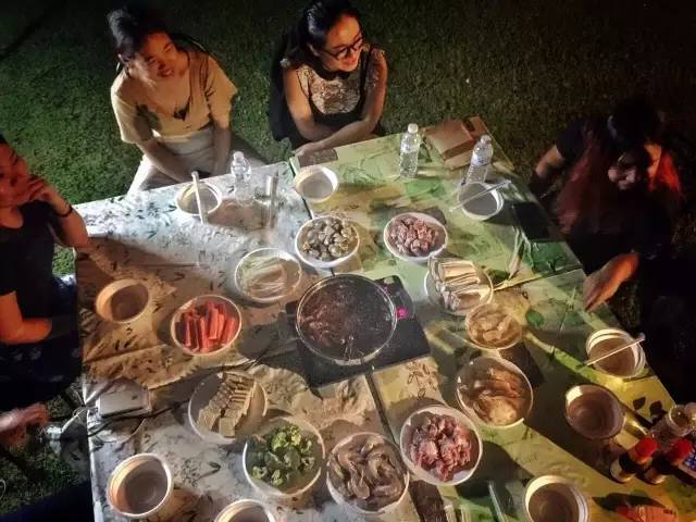 四川帅大叔暴改普吉岛民宿，用时4个月他活出了你最羡慕的样子