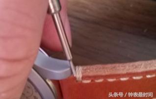 小寻手表表带更换法视频教程,华为fit手表怎么更换表带