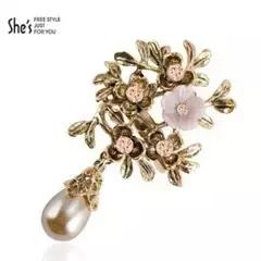 秋冬适合的胸针,胸针让你的冬季日常搭配更优雅