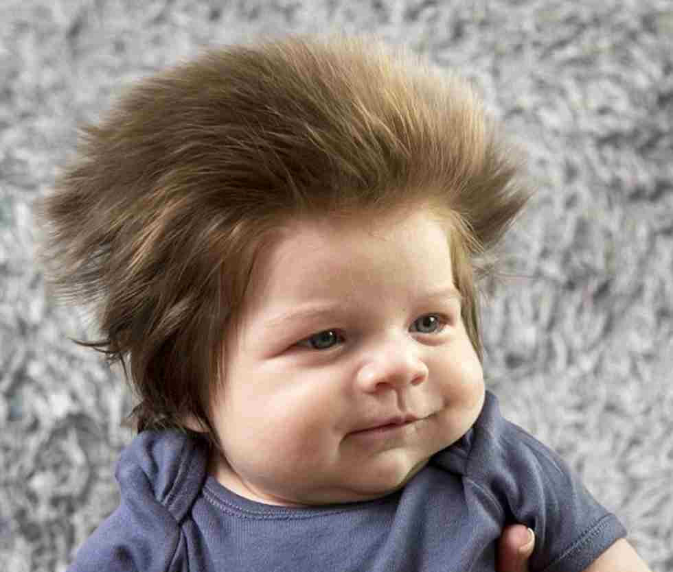 宝宝头发少应该多剃头吗,宝宝头发少剃短头发能增多吗