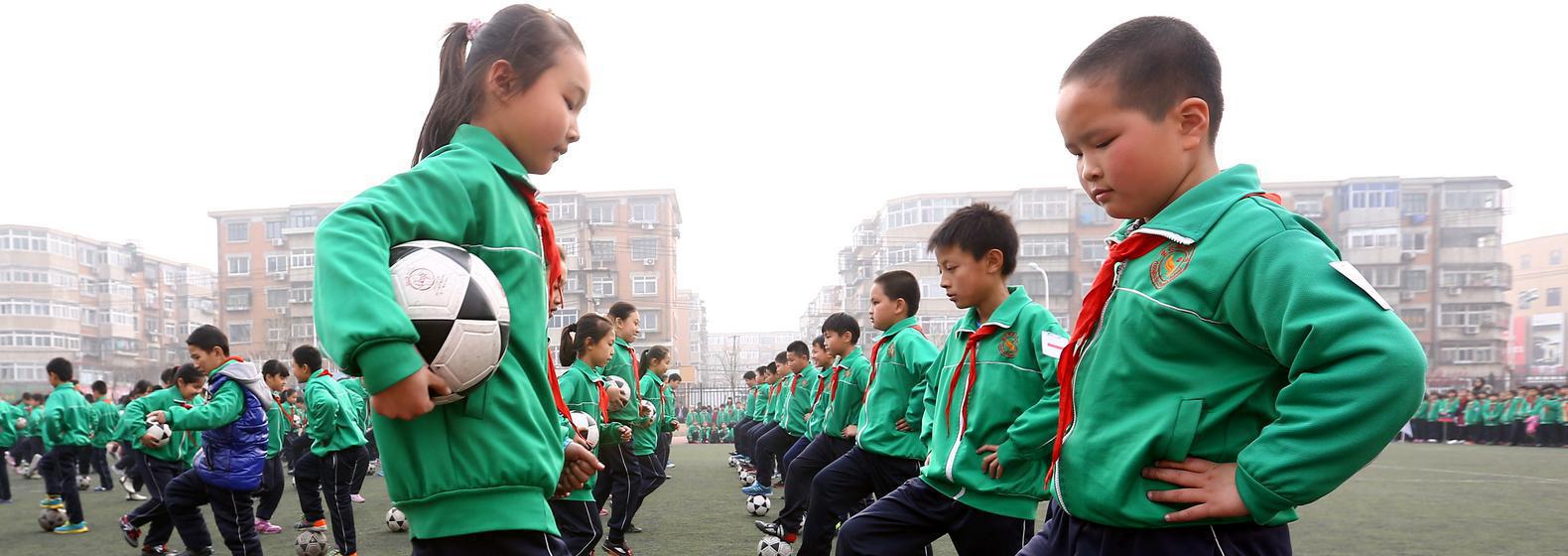 踢足球踢不好和老师有关吗,踢足球踢不好怎么办