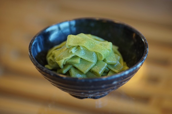 四十岁女人开凉皮店,阜新凉皮店