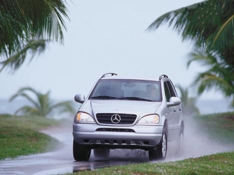 奔驰ml最新款是哪一年的,最经典的奔驰ml测评
