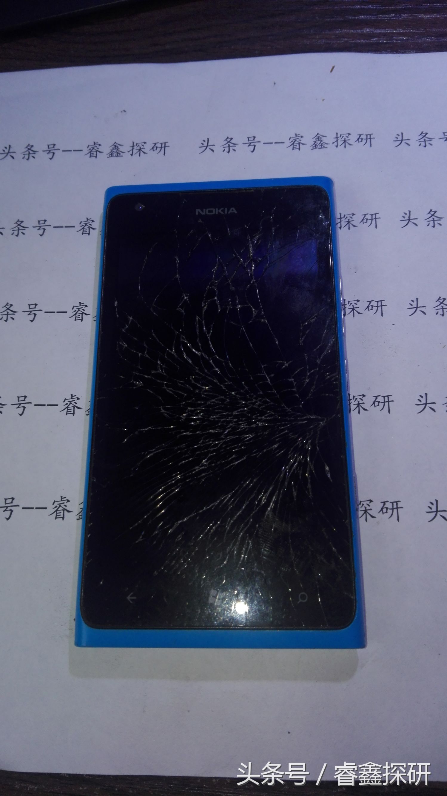 诺基亚lumia900拆机教程,nokia诺基亚n900
