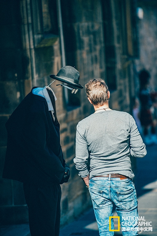 英爱岛行:寂静与喧哗,理智与情感