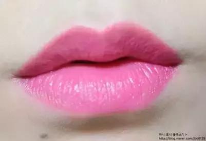 适合唇色深的豆沙色号大牌,豆沙色西柚色人鱼色