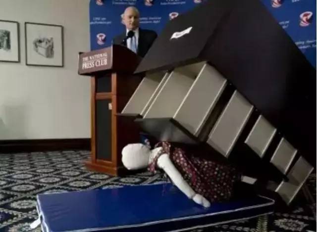 同一款柜子压死3个宝宝？这个细节妈妈们要注意啦！