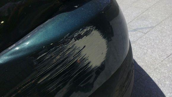 爱车被撞怎么处理最好,爱车被擦掉了漆如何办