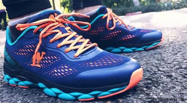 camel骆驼追光减震耐磨低帮跑鞋,camel骆驼全天候系列三合一