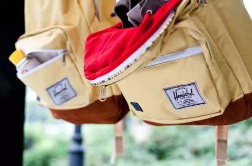 你穿“可乐”的样子真好看！细数Coca-Cola的那些聯名