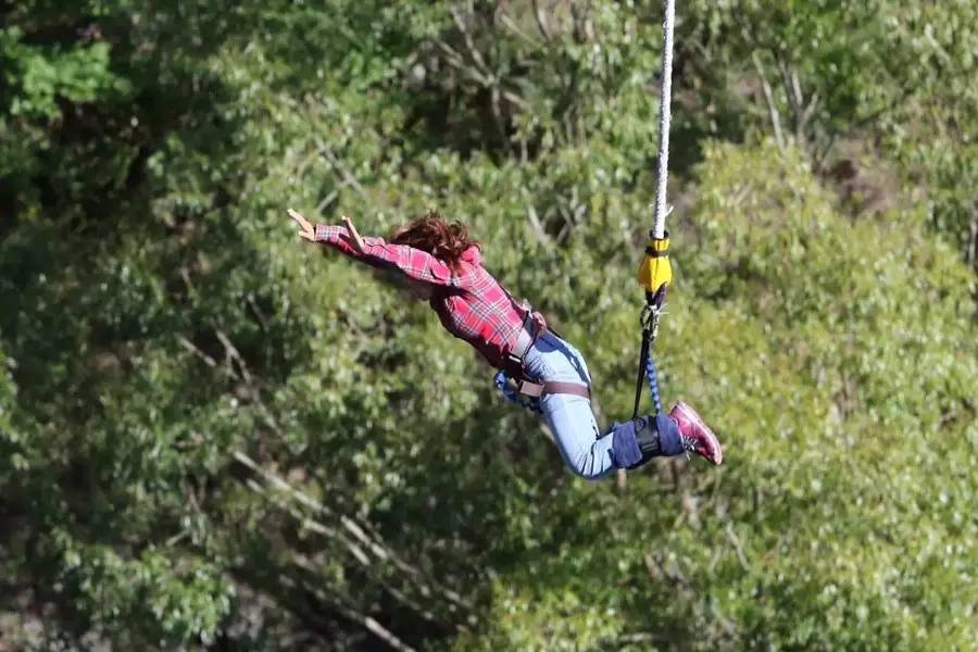 遇见｜云的间隔年：她尝遍了每个异乡限时赠送的糖