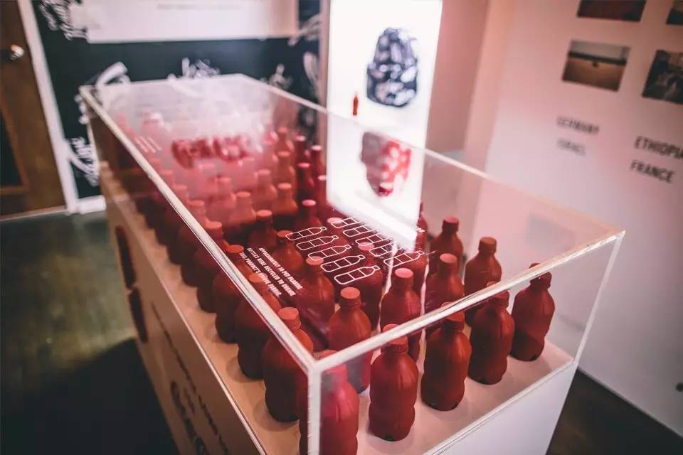 你穿“可乐”的样子真好看！细数Coca-Cola的那些聯名