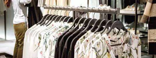 市场艰难迎难而上,zara为何能快速崛起