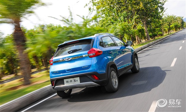 试驾瑞虎3x2023款手动挡,奇瑞瑞虎3x和长安cs35plus哪个好