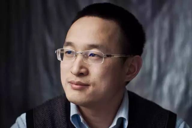 揭秘中国新三板第一富豪发家史，竟然靠一个司机的投资缔造千亿帝国！