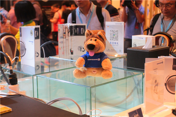 hifi现场试听欧美音乐,拜亚动力阿凡图音质评测