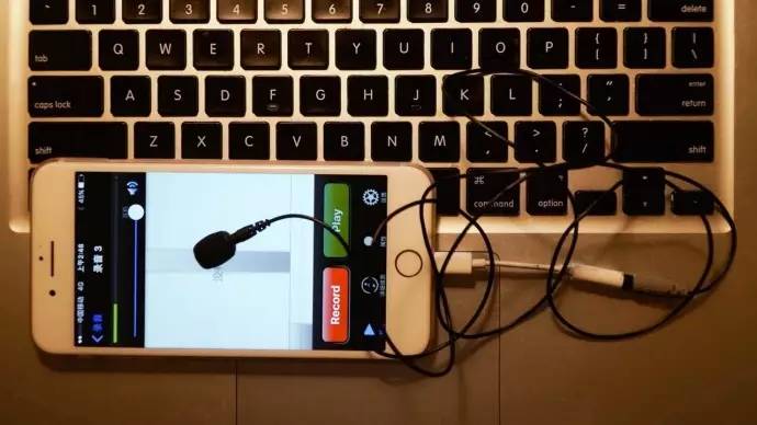 iPhone变身专业胸麦?还得看这些窍门