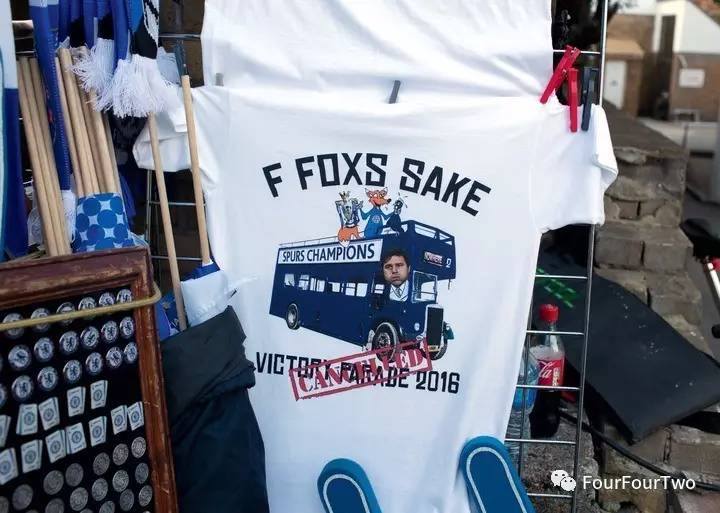 2014圣诞节垫底，2015圣诞节登顶，2016呢？莱斯特城的故事，曾经是足球世界最美好的圣诞礼物