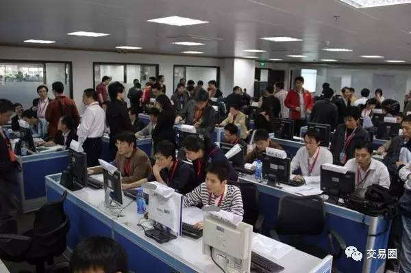 去银行办业务两个人等了40分钟,到银行办理业务45个人得多久